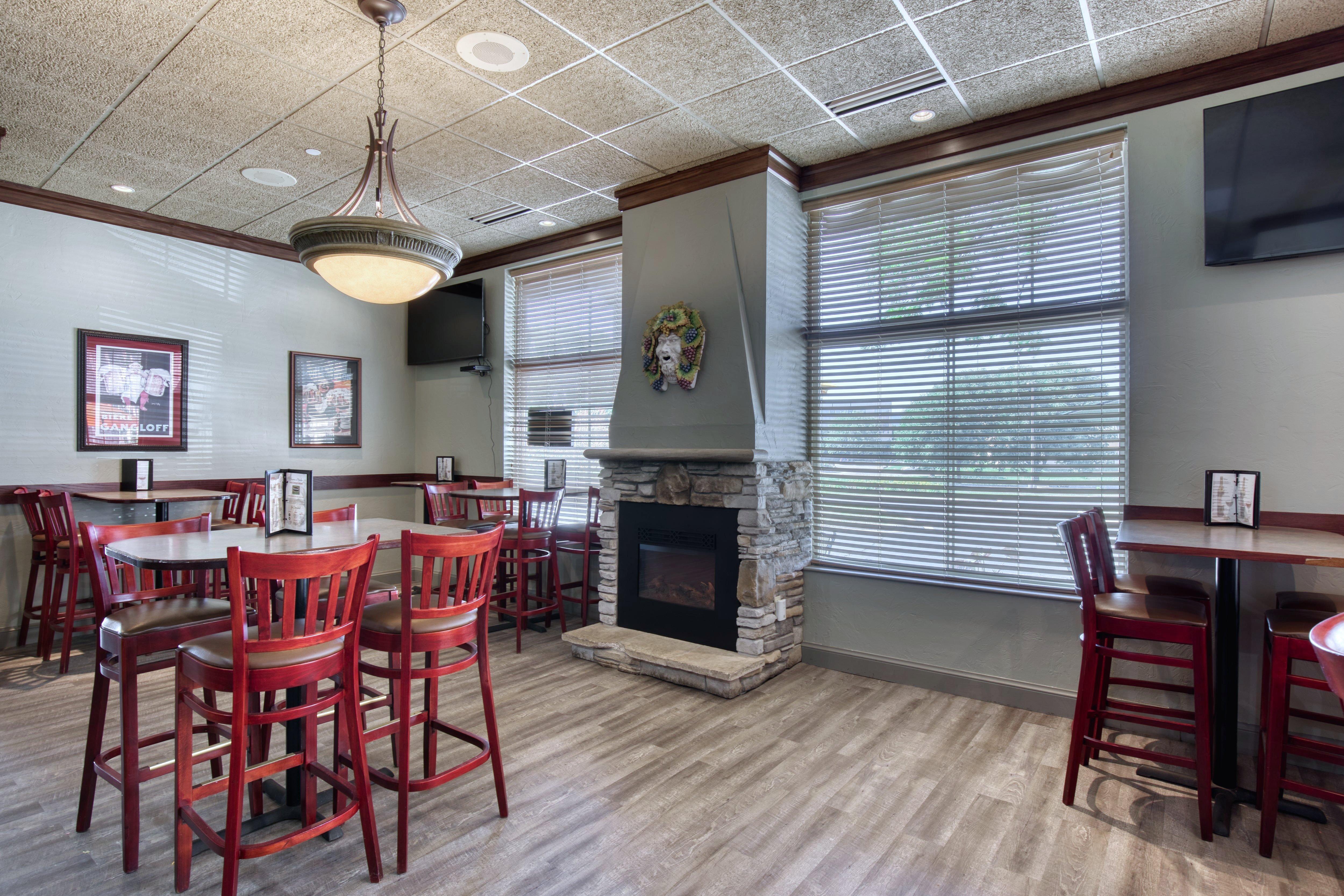 Holiday Inn Hotel & Suites Madison West - Middleton By Ihg Extérieur photo