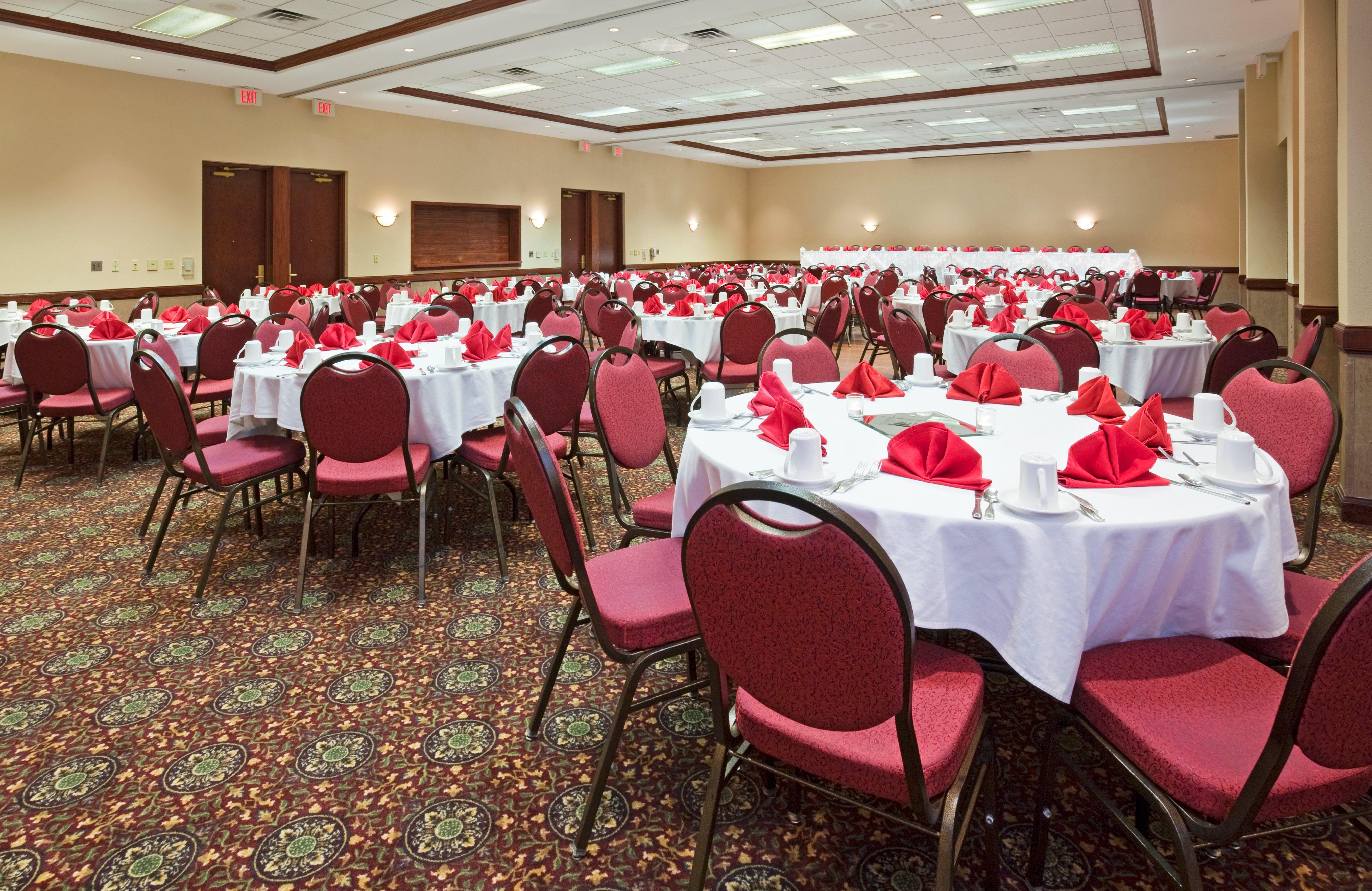 Holiday Inn Hotel & Suites Madison West - Middleton By Ihg Extérieur photo