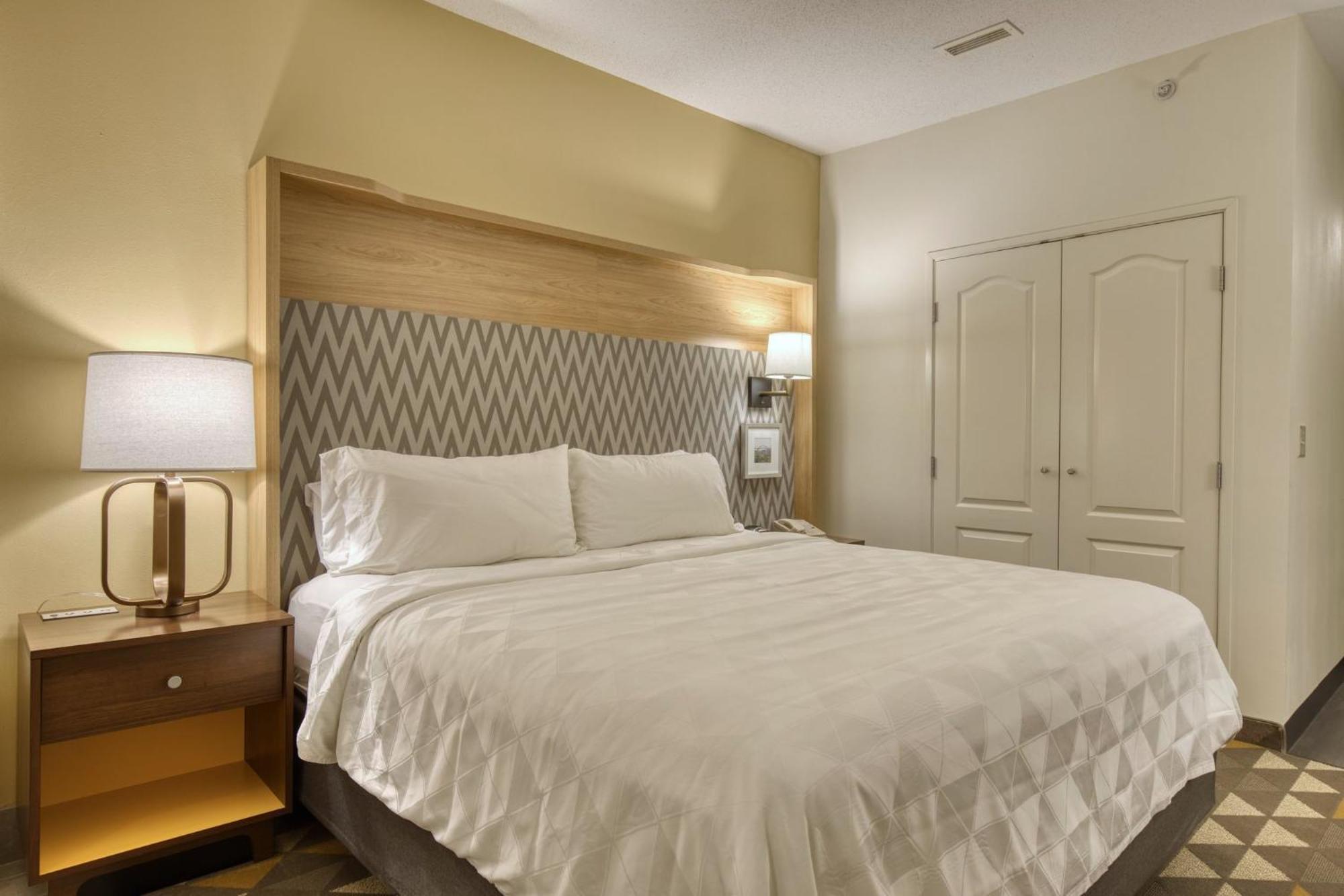 Holiday Inn Hotel & Suites Madison West - Middleton By Ihg Extérieur photo